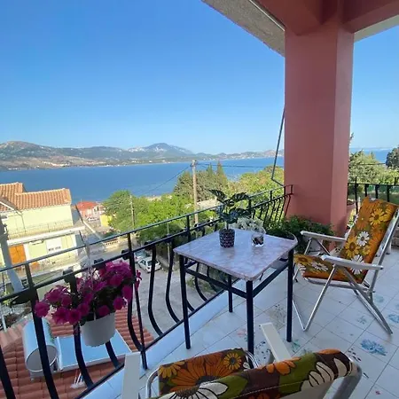 Lydia's Διαμέρισμα *