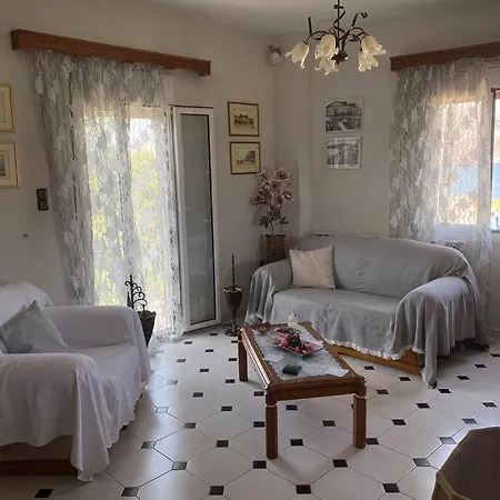 Lydia's Apartment *